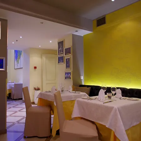 Hotel My 4*