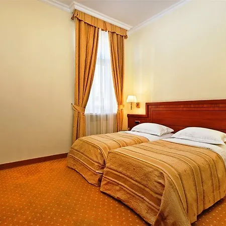 Hotel My 4*