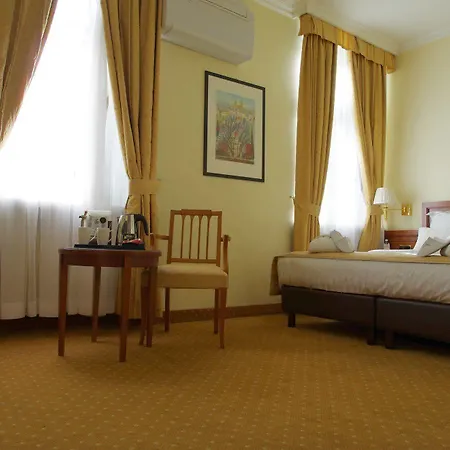 Hotel My 4*