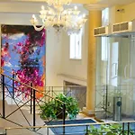 Hotell My